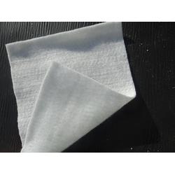 复合土工布在工程材料中的应用——以泰安正泽工程材料厂为例